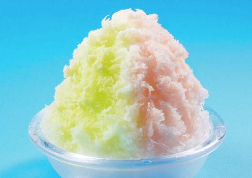 かき氷みるく シャインマスカット＆山梨産白桃 （小サイズ）539円（税込592円）