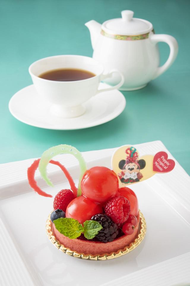 ディズニーアンバサダーホテル「ハイピリオン・ラウンジ」“トータリー・ミニーマウス”ケーキセット
