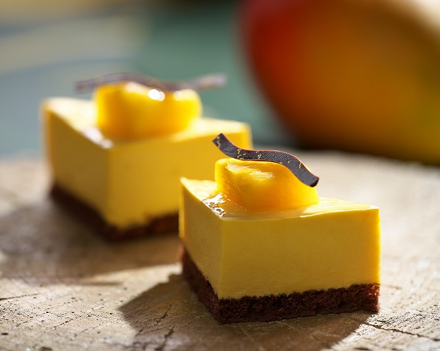 「マンゴーショコラ」<期間:2025年7月1日〜8月31日>【ハワイがテーマの「トロピカルビュッフェ」&「トロピカルアフタヌーンティー」開催!「ANAクラウンプラザホテル成田」で南国気分が味わえる♪】