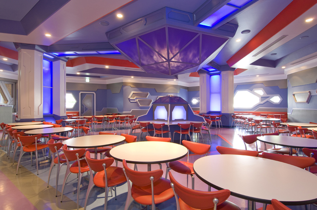 トゥモローランド・テラス