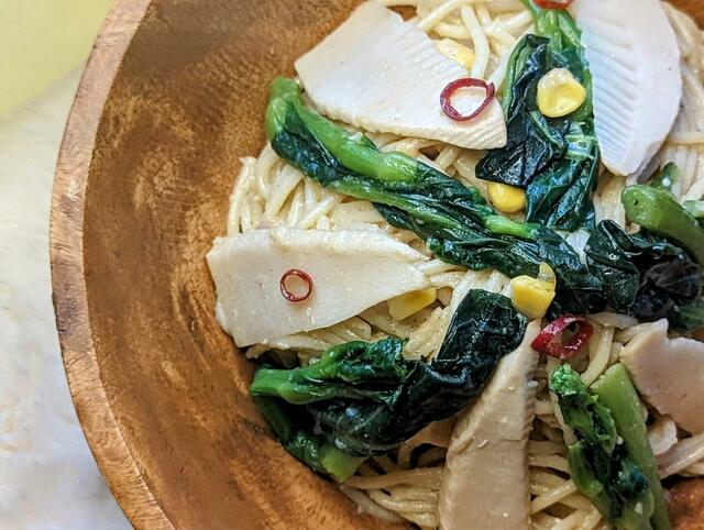 菜の花と筍のたまごペペロンチーノ【ブロンコビリーの初春サラダバー】