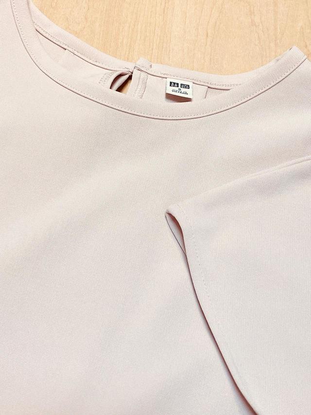 【UNIQLO（ユニクロ）】クレープジャージーフレンチスリーブTシャツ（半袖）／税込1,500円