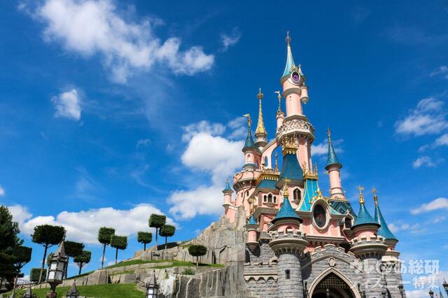 ディズニーランド・パリ「眠れる森の美女の城」