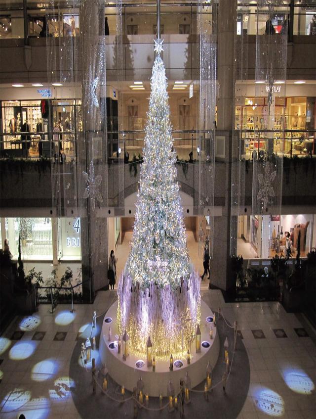 THE LANDMARK CHRISTMAS メインツリー