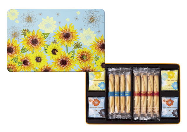 「カドー ドゥ レテ 缶」<価格:3,888円(税込)>【贈っても貰っても嬉しい!ヨックモックと日比谷花壇がコラボで贈るひまわりのクッキー缶】