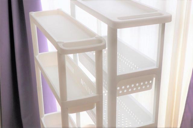 【隙間収納比較】左からカインズ、ニトリのスリムワゴン