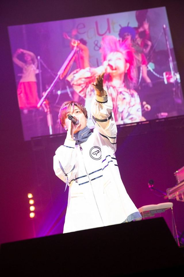 CUTT(SPEED OF LIGHTS / shame)