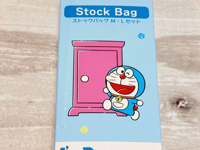 紙製のボックスパッケージまでドラえもん仕様なのがうれしいポイント