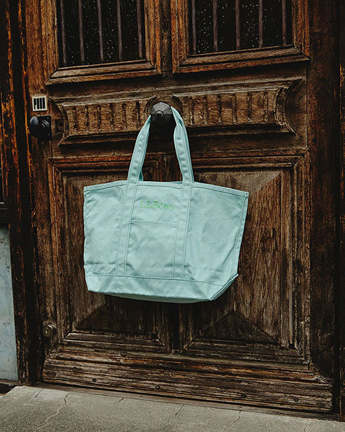 LIGHT BLUE【L.L.Bean×ROSE BUD別注】グローサリー・トートバッグ:6,600円(税込)