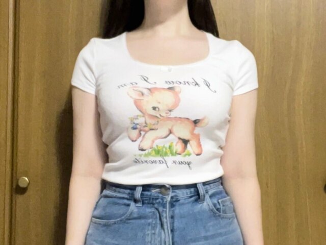 今回レビューするGUの「プッシュアップブラ（レース）」着用。バストを丸くメイクアップしてくれます！