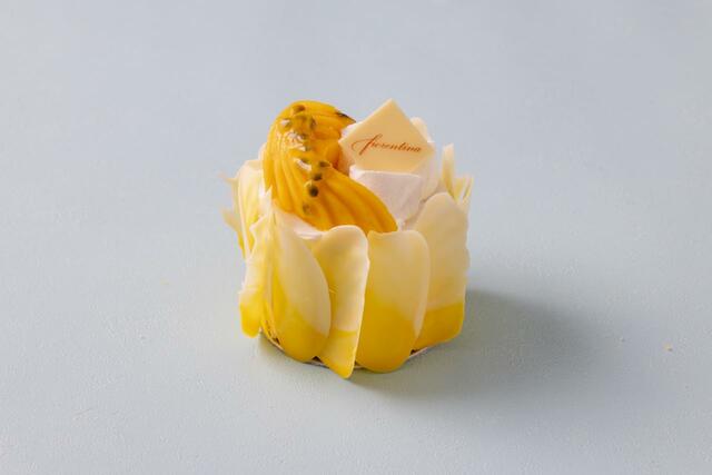 「グランド プレミアム ショートケーキ　マンゴー」＜2,200円＞【グランドハイアット東京の「サマースイーツ コレクション」】