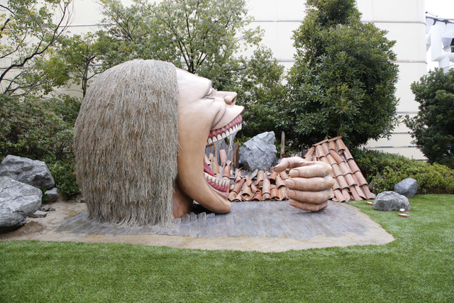 『進撃の巨人・ザ・リアル』捕食巨人(1)　© 諫山創・講談社/「進撃の巨人」製作委員会