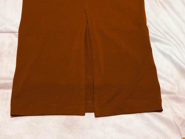 【UNIQLO（ユニクロ）】エアリズムコットンスリットスカート／税込1,990円