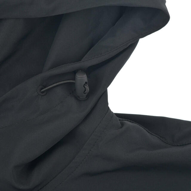 ミッキー ブルゾン ポケッタブル 巾着入り ブラック DISNEY TRAVEL 8,000円