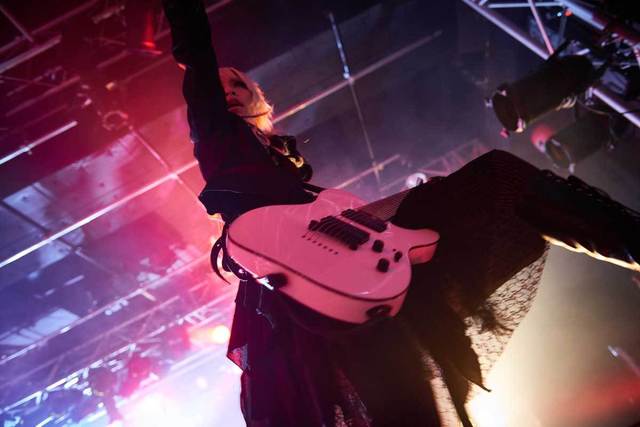 Miyako（G）　撮影・インテツ