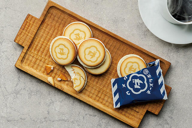 「大阪〈ウメダチーズラボ〉」<価格:クッキー(8枚入)1,296円>【「551 HORAI 豚まん」に「らぁ麺 すぎ本」も!日本各地の“うまいもの”が松坂屋上野店に大集合!】