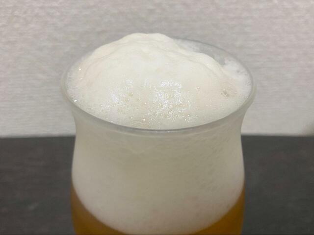 【泡立つビヤグラス】濡れたグラスだとキレイに泡立たないので注意