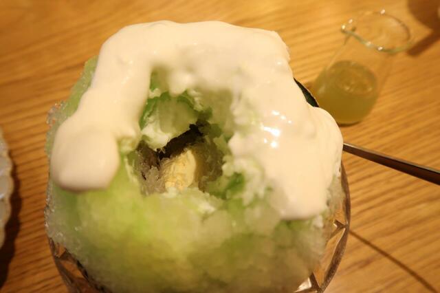 【BEB5土浦】メロンまるごとかき氷 青肉メロン 中からアイスが出てきた!