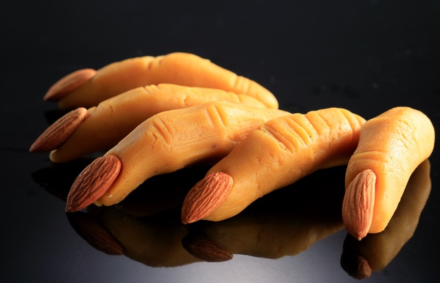 魔女の指（スイートポテト）