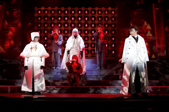 舞台「文豪ストレイドッグス DEAD APPLE」 ©「文豪ストレイドッグス DEAD APPLE」製作委員会