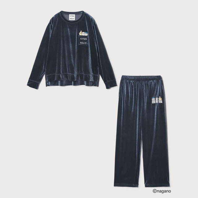 【ちいかわ×CITEN】「ちいかわ CITEN ベロアルームウェア」8,910円/カラー:オフホワイト、ネイビー、サイズ:S、M