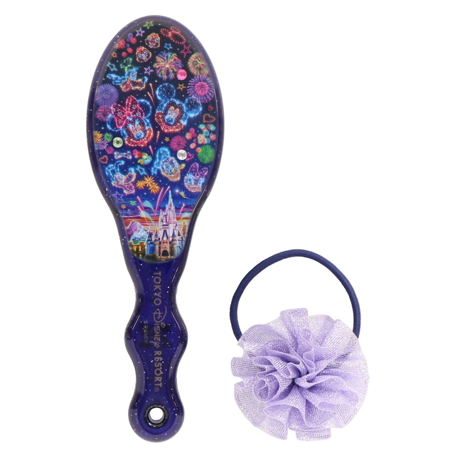 ヘアブラシ 1,600円