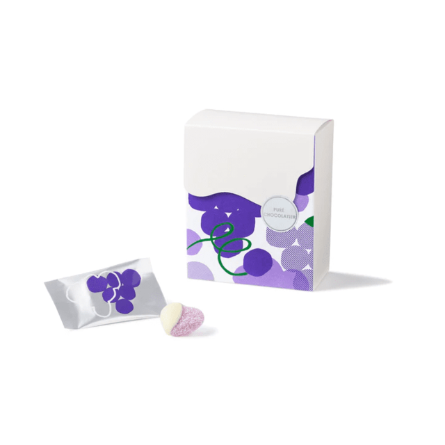 【ヒトツブカンロ「ピュレショコラティエ」グレープ＆ホワイト 600円】こだわりのベルギー産ホワイトチョコレートを半掛けに♪