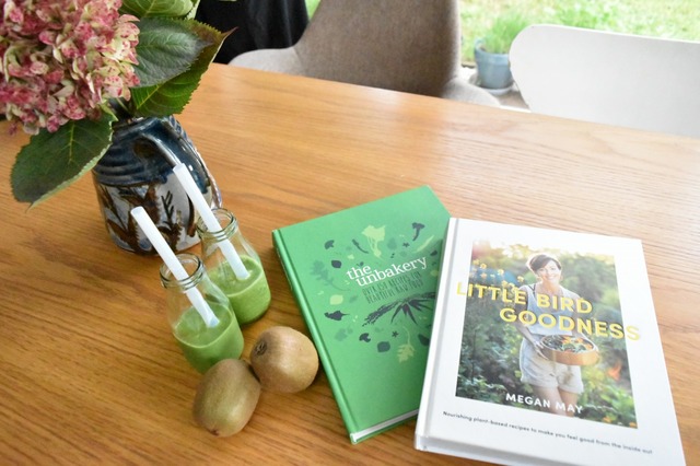 ミーガンさんの本とスムージー