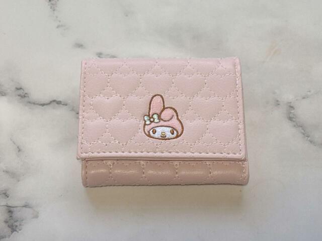 淡いピンクのハートのキルティングにマイメロディの刺繍デザインが悶絶級のかわいさ…！