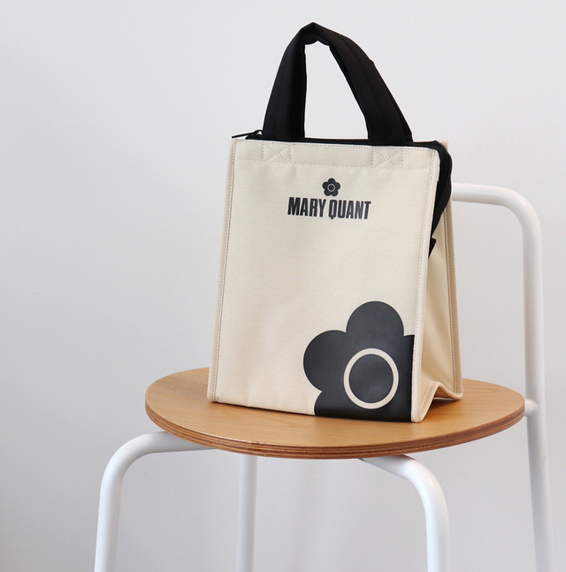 【マリークヮント保冷・保温バッグ】季節を問わず使いやすいシンプルなデザイン
