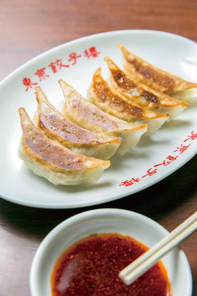 東京餃子楼 三軒茶屋本店　焼き餃子（ニラ・にんにく入り）（6個）　290円