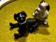 「ハロー！ロボット」で展示されているペットロボットaibo。2匹でじゃれていてかわいい！