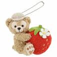 ぬいぐるみチャーム 2,200円｜東京ディズニーリゾート「ダッフィー＆フレンズのハートフェルト・ストロベリーギフト」スペシャルグッズ｜販売店舗：東京ディズニーシー「マクダックス・デパートメントストア」｜発売日：2024年1月15日（月）