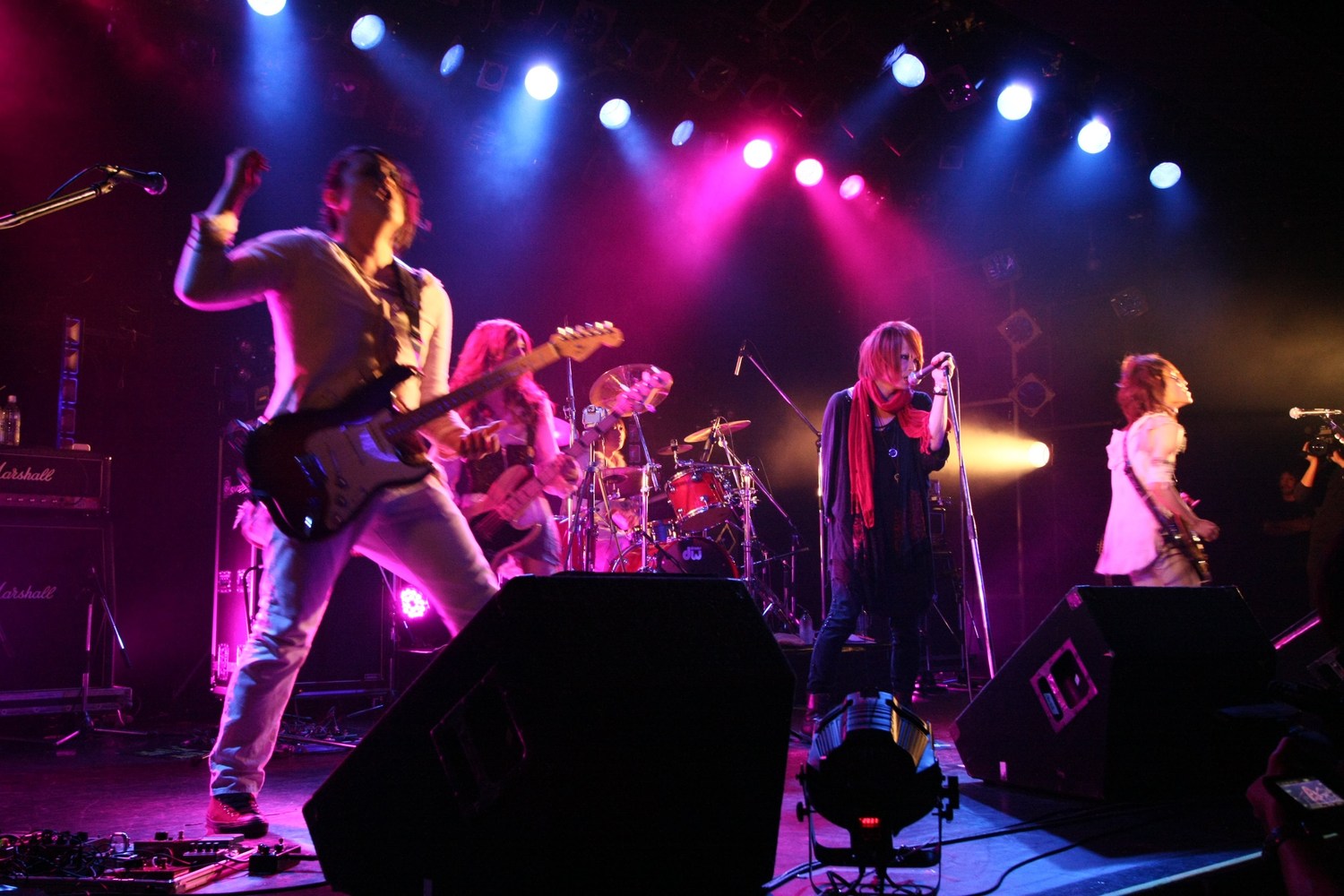 V系】ファンクラブ発足決定! 「amber gris」ワンマンツアーファイナル