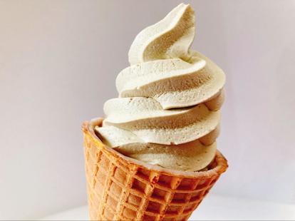 コンビニ の 新作アイス 7品 正直レビュー ソフト アイスバー かき氷 を食べ比べ 1 3 うまいめし