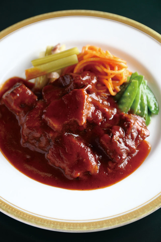 レストラン 芳味亭（人形町）　ビーフスチュー2500円