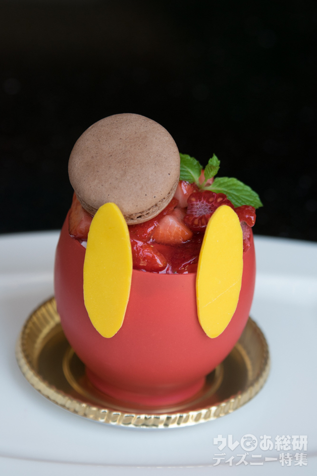 ハイピリオン・ラウンジ スペシャルケーキセット 1,700円｜ディズニーアンバサダーホテル