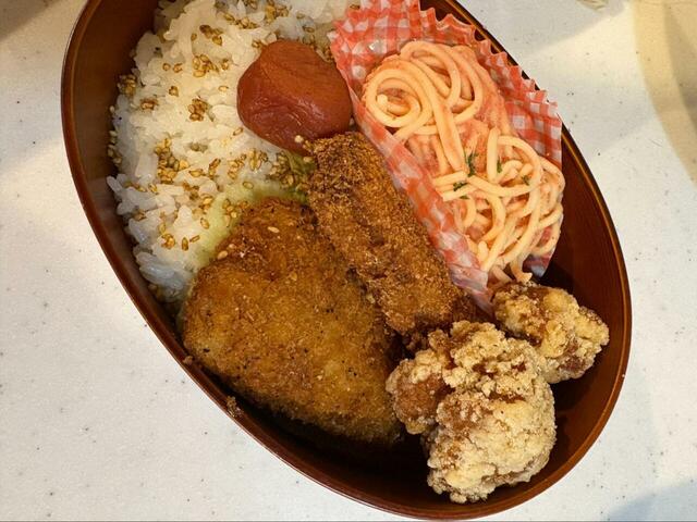 【コストコ 若鶏の竜田揚げ】お弁当に入れても存在感◎冷めてもやわらかく、味がしっかりしているのでお弁当おかずにもぴったりです！