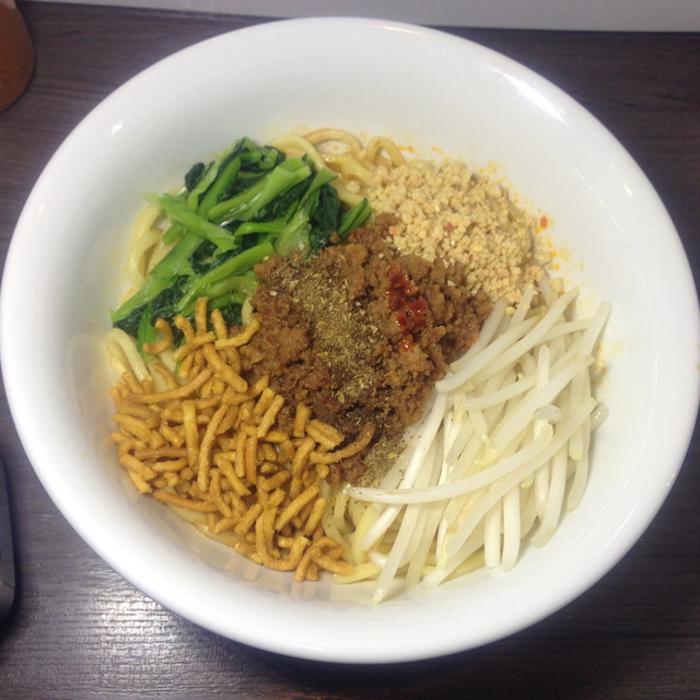 自家製麺 ほうきぼし　汁無し担々麺１