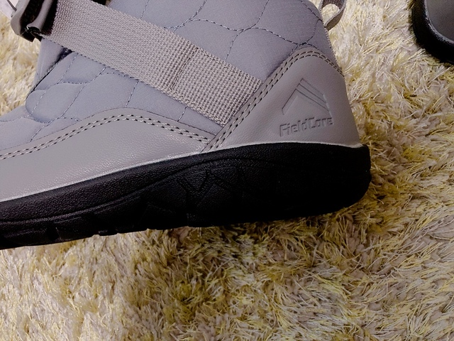 【ワークマン レイキャビク氷雪耐滑防水シューズ】厚底で地面からの冷気を遮断