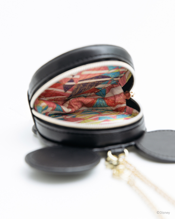 Disney × HERALBONY|ポーチ Misaki Oya「おしろ(Y)」|¥3,850(税込)