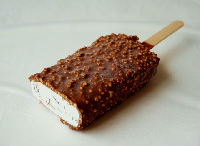 「クランキーアイスバー チョコチップミント」（ロッテ）140円（税込）