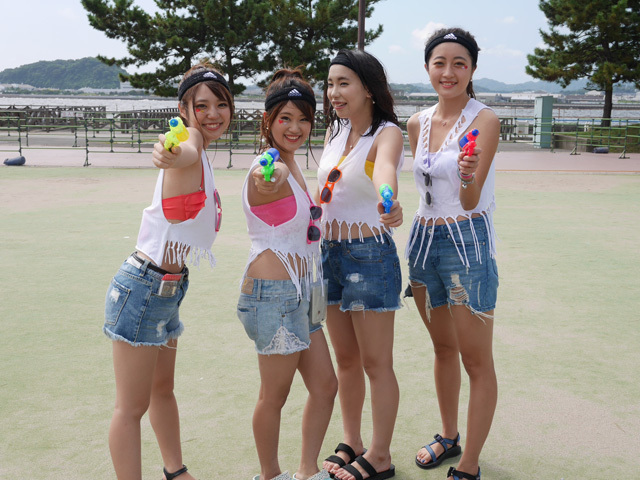 水着美女だ! マッチョ29だ! 八景島シーパラダイス「ウォータースプラッシュラン」を楽しむ