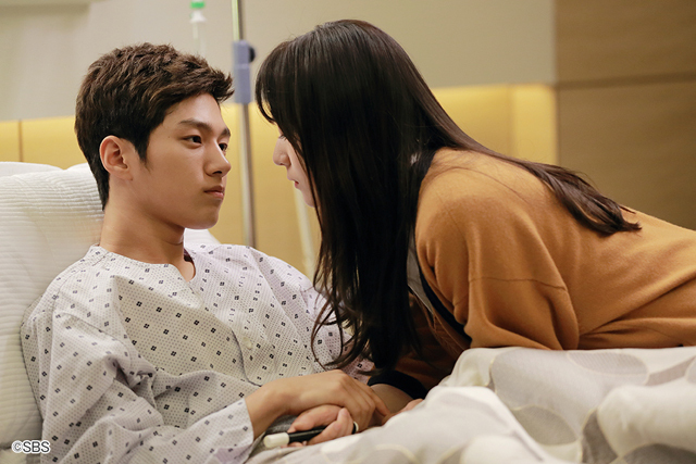 Mnet『僕には愛しすぎる彼女』©SBS