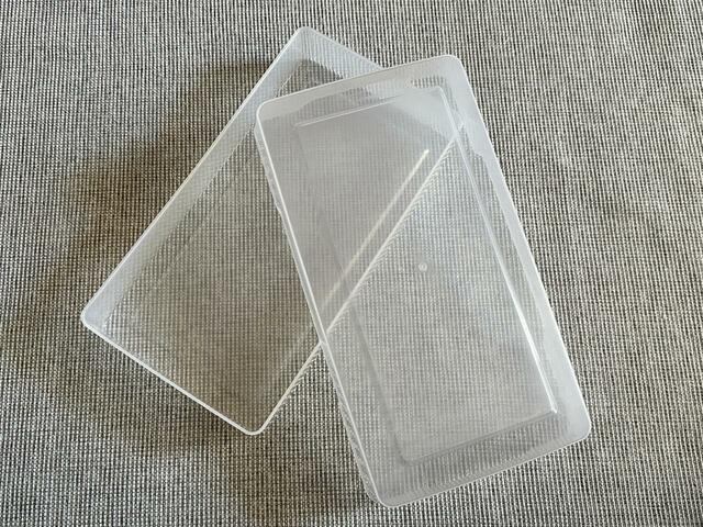 【ダイソー　フタ付 お道具箱】逆さにしても中身が飛び出ない