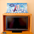 “アナとエルサのフローズンファンタジー”スペシャルルーム テレビ台