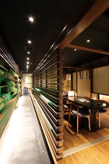 関西・焼肉の名店15／りゅう庵（祇園四条）　内観