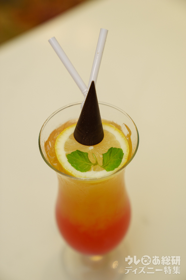 “ディズニー・ハロウィーン” スペシャルノンアルコールカクテル(1,140円)