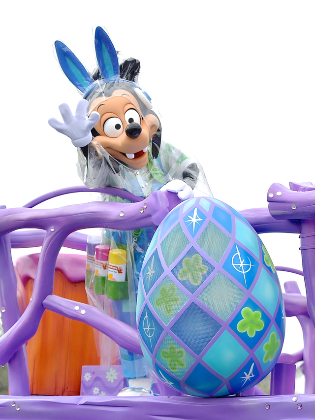 2016年「ヒッピティ・ホッピティ・スプリングタイム」|東京ディズニーランド「ディズニー・イースター」