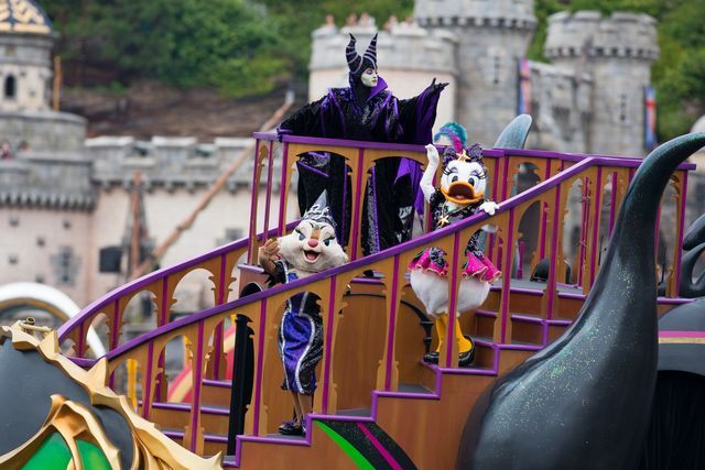 マレフィセントとデイジー、クラリス